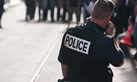 v_attache_police